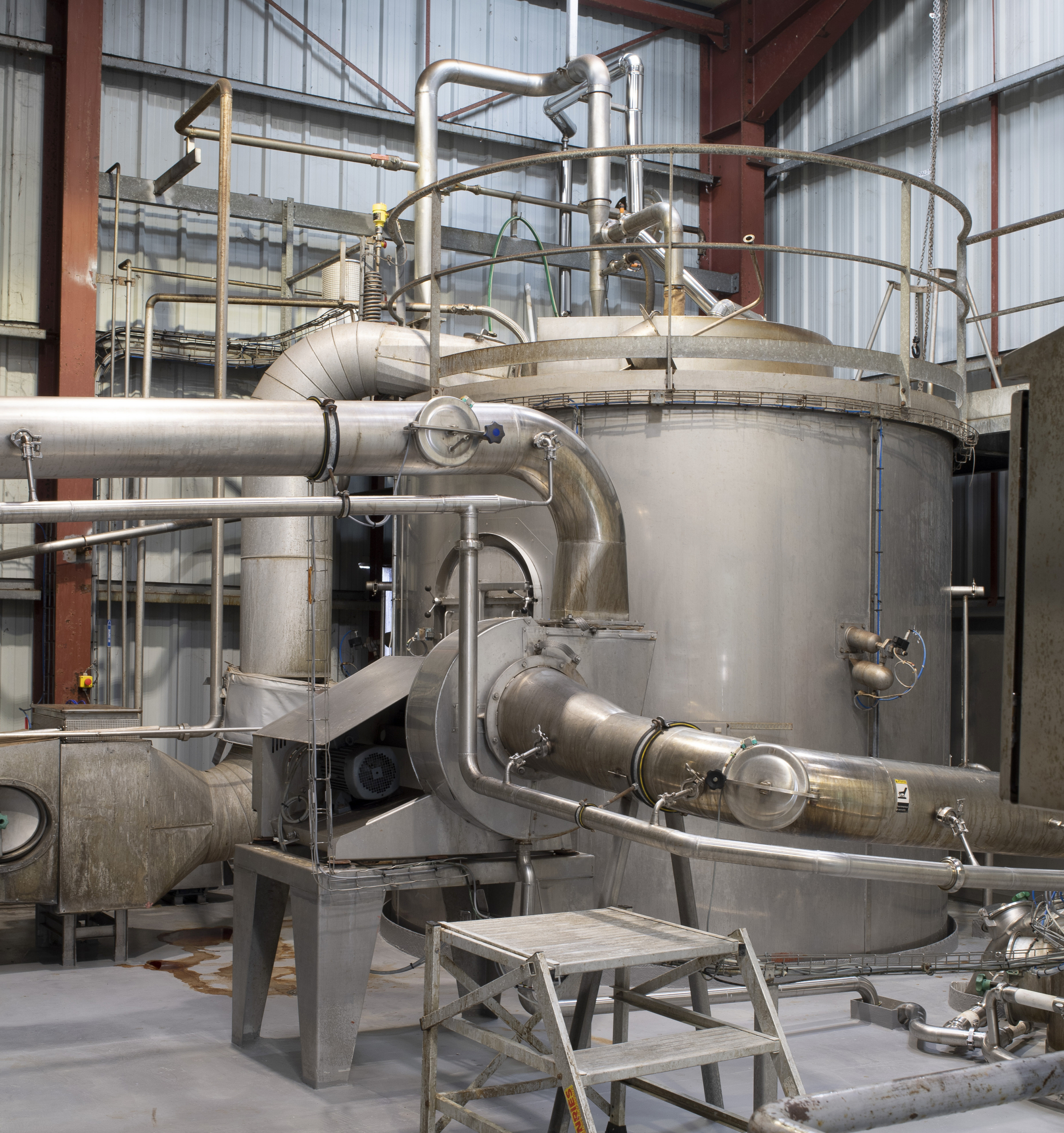 Spray-drying machine